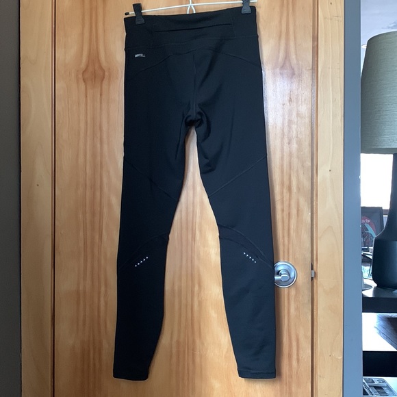 2/$30❤️ PUMA - Drycell Fitness Leggings - Picture 2 of 8